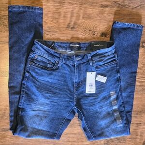 New With Tags Bluenotes Mens Jeans Size 30 - 34 NWT